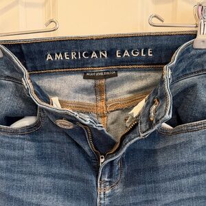 American Eagle girls x-short blue jeans.